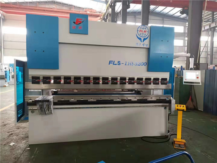 �k��ӹ��ۏ��C