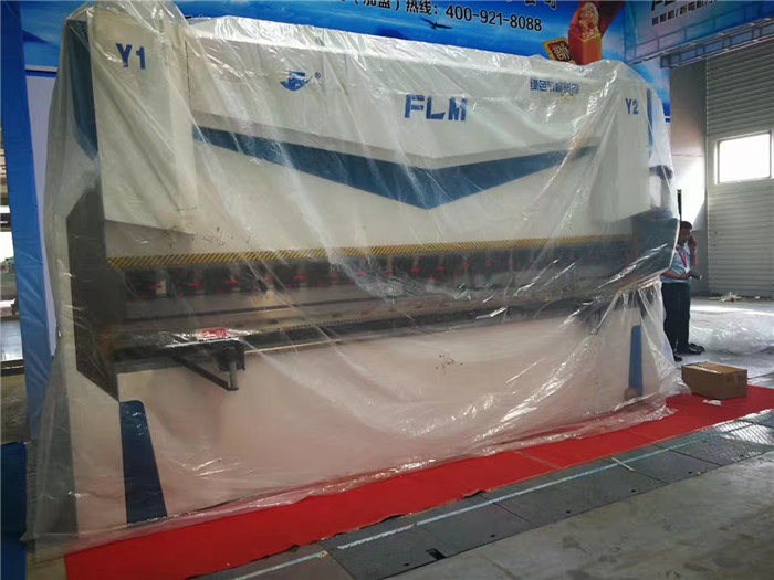 �߾��Ȕ����ۏ��C�r��